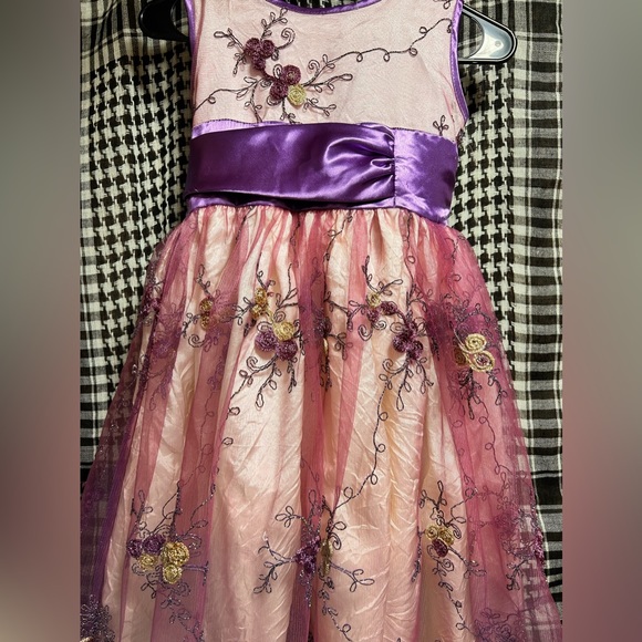 Princess Kloset Pretty Pink Purple & Gold Colored Easter/Flower Dress Size 8 EUC - Picture 4 of 7